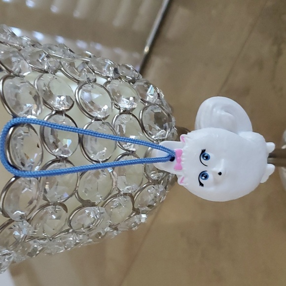 Gidget from The Secret Life Of Pets Ornament - Picture 2 of 3